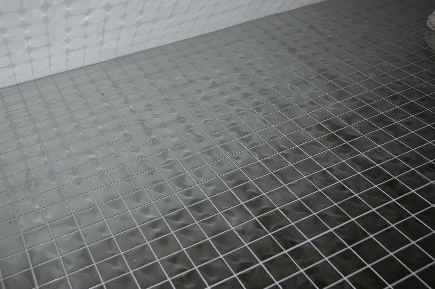 CINQUANTA Stainless Steel Mirror Tiles